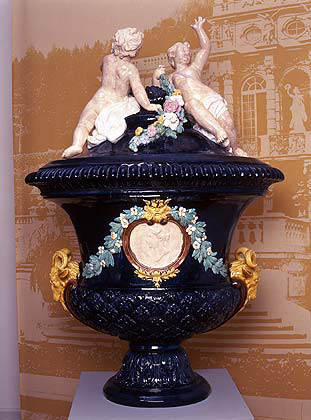 Picture: Ceremonial vase